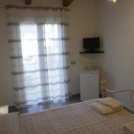 Terre Del Sinis Bed & Breakfast 3*