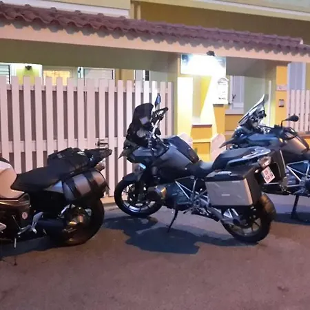 Alojamento de Acomodação e Pequeno-almoço Terre Del Sinis